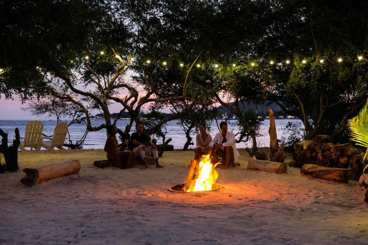 Le Pirate Gili Meno - Adults Only Hotel Exterior photo